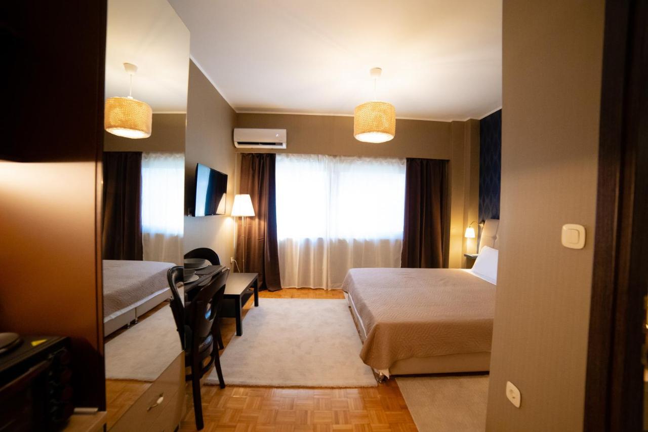 Margarita'S Suites Athens Ngoại thất bức ảnh