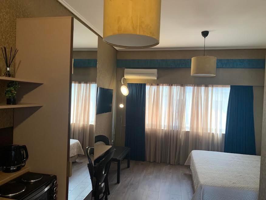 Margarita'S Suites Athens Ngoại thất bức ảnh