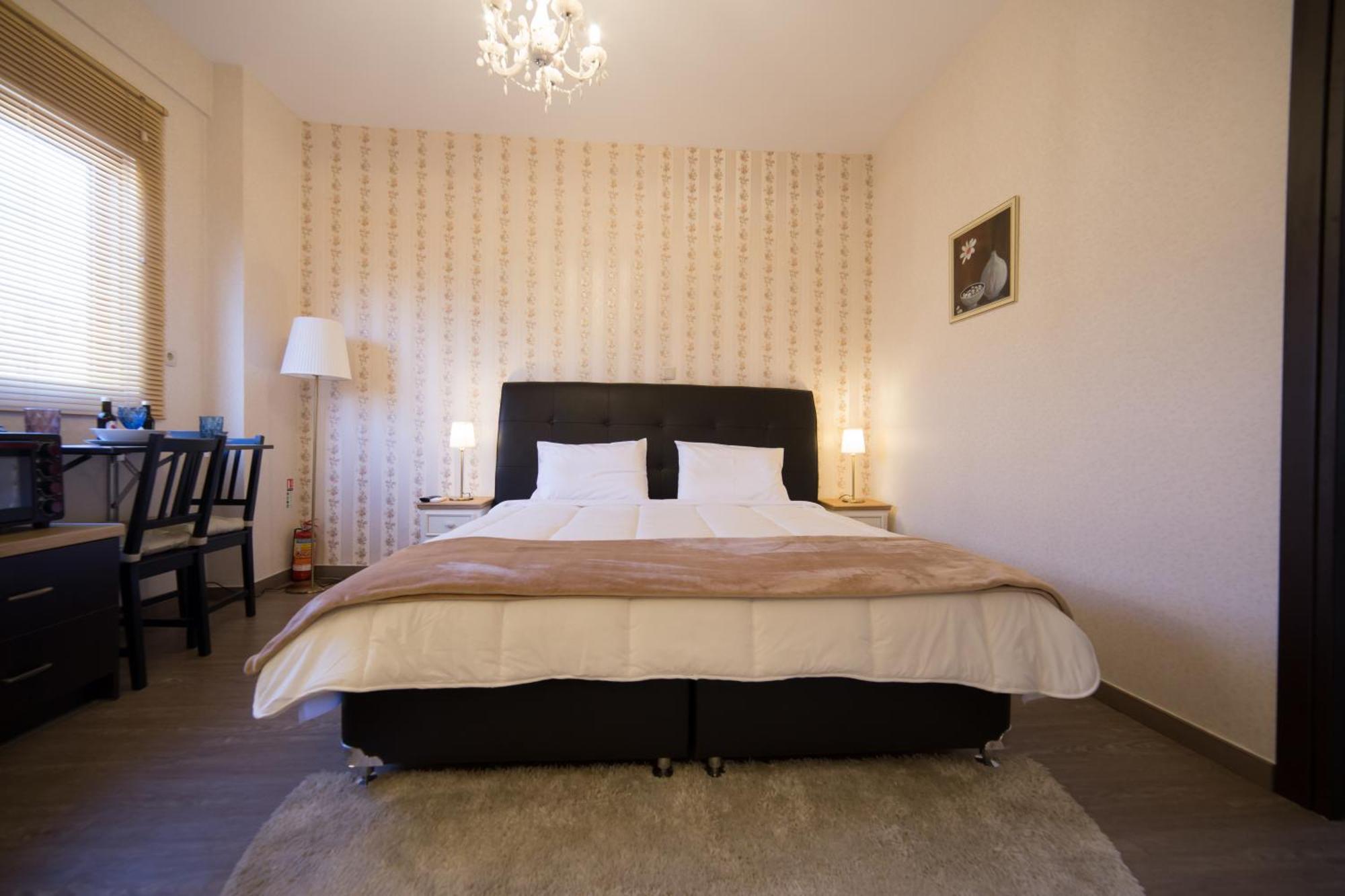 Margarita'S Suites Athens Ngoại thất bức ảnh