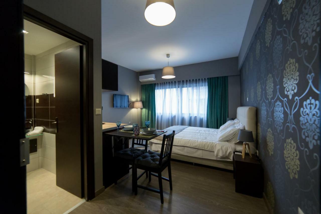 Margarita'S Suites Athens Ngoại thất bức ảnh