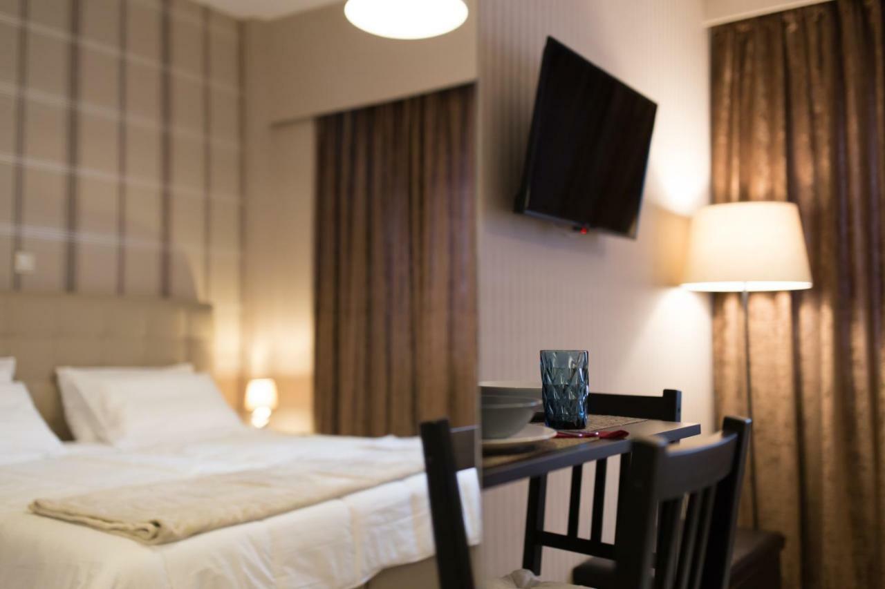 Margarita'S Suites Athens Ngoại thất bức ảnh